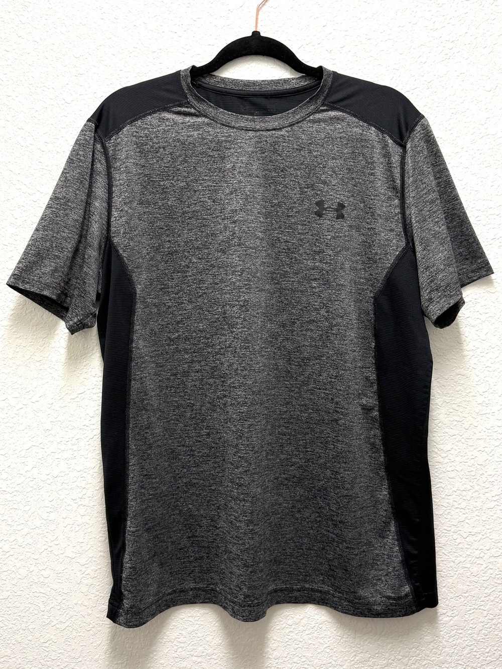 Men’s Under Armour HeatGear Workout Gym Athletic T-Shirt